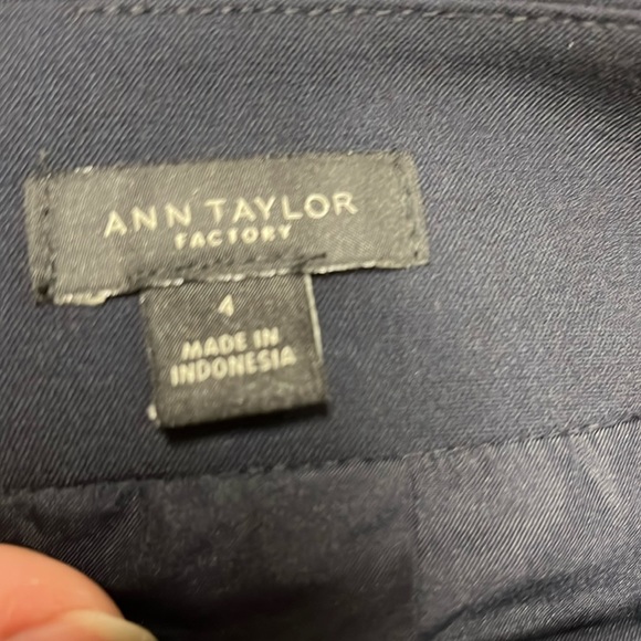 Ann Taylor Pencil Skirt - Picture 2 of 2
